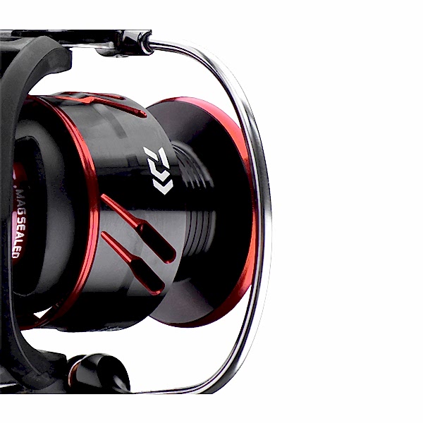 daiwa ballistic mq21 lt 2000 h light spin olta makinesi 2 jpg daiwa ballistic mq21 lt 2000 h light spin olta makinesi 2 jpg